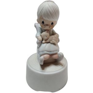 Enesco 1981 “The Purrfect Grandma” Music Box Figurine Jonathan & David